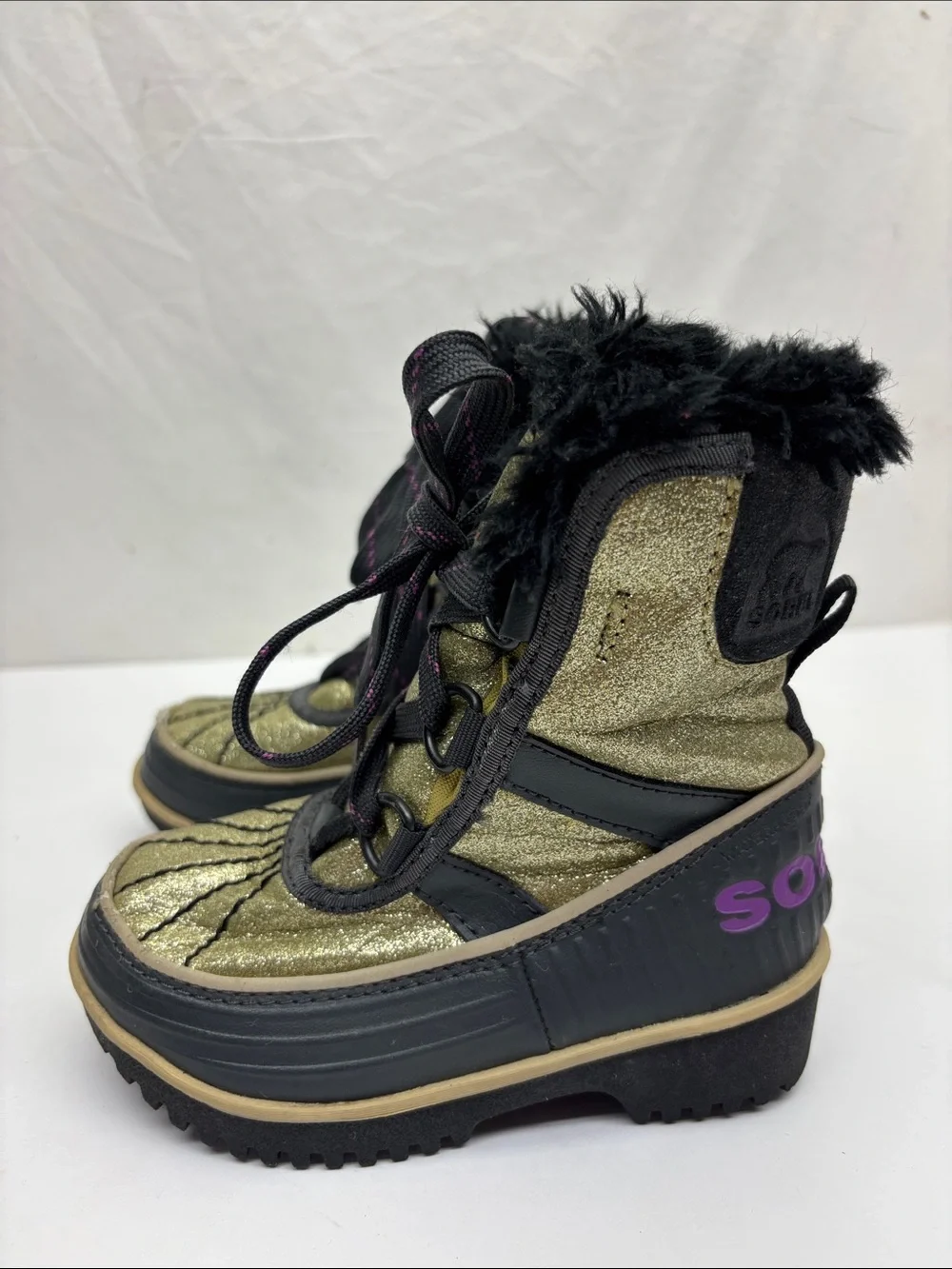 Sorel sparkling gold